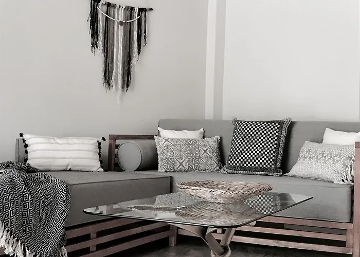 Calypso Aparthotel 3*